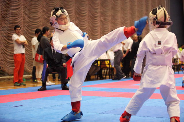 2012-04-28-Karate Contest056