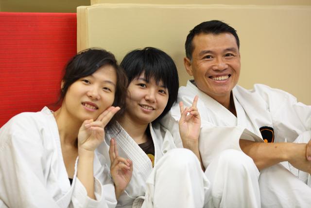 2009-10-11-Karate test 128 resize